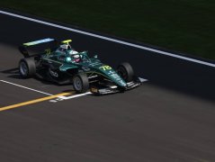 ELEMIS携手阿斯顿马丁沙特阿美F1™车队于F1中国大奖赛再燃激情